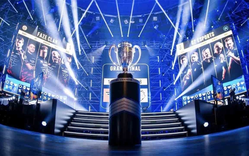 Tại sao các giải đấu trí tuệ trực tuyến ngày càng thu hút giới trí thức và nhân viên văn phòng